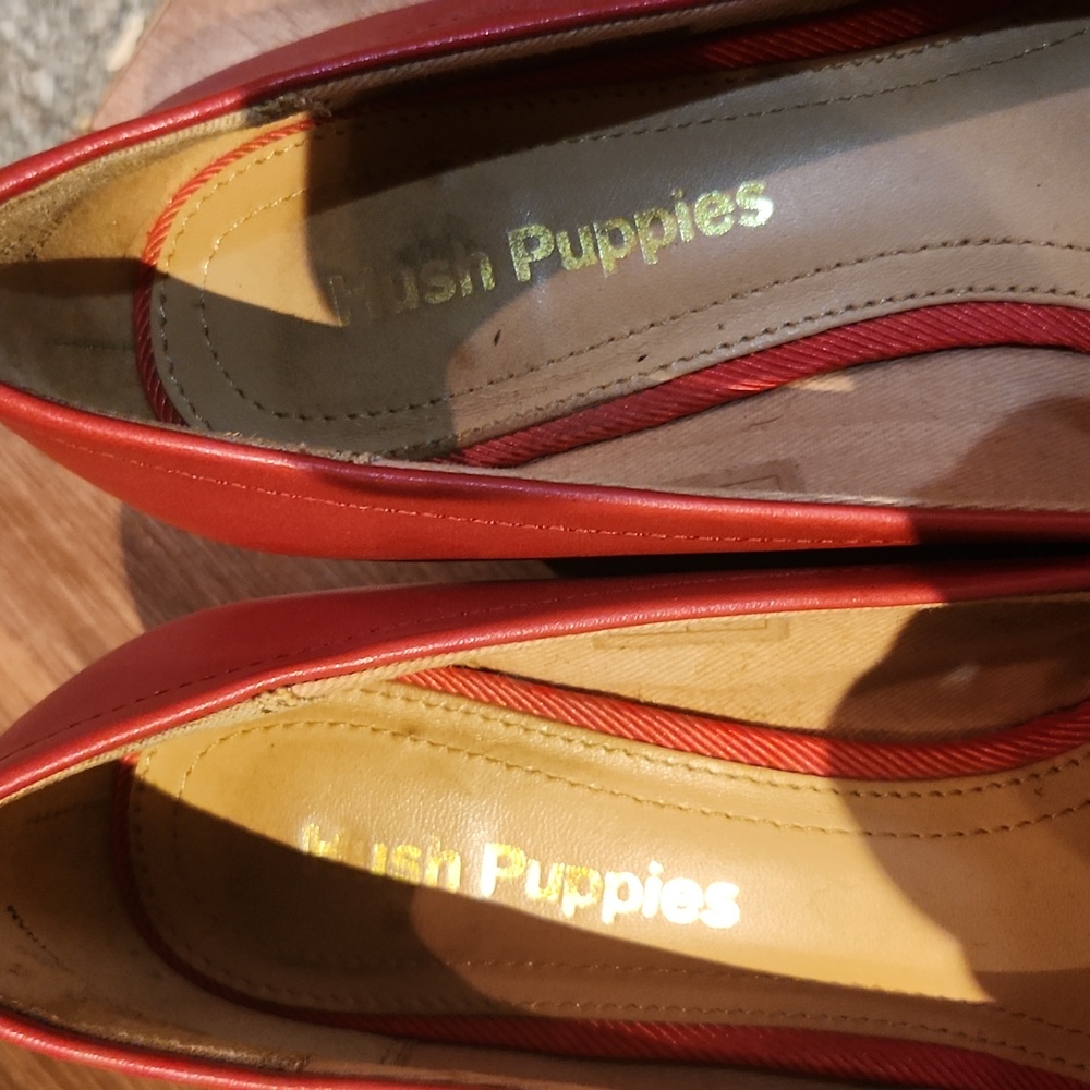 Shoes - Picture 2 of 4